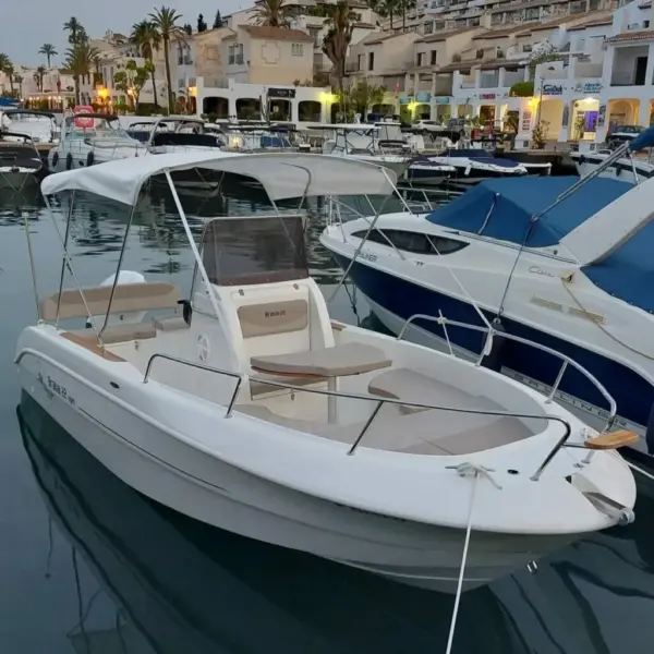 Alquiler Barcos La Herradura - Marina Del Este. Mingolla Sunset & Mingolla Brava 22 Open